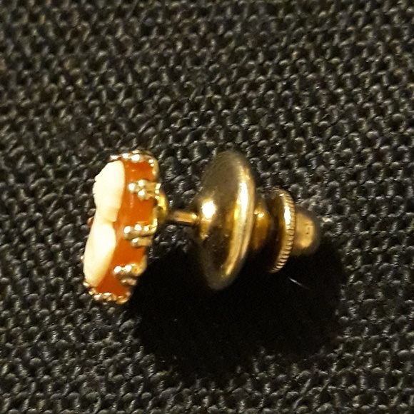 Cameo Pin - Picture 2 of 4